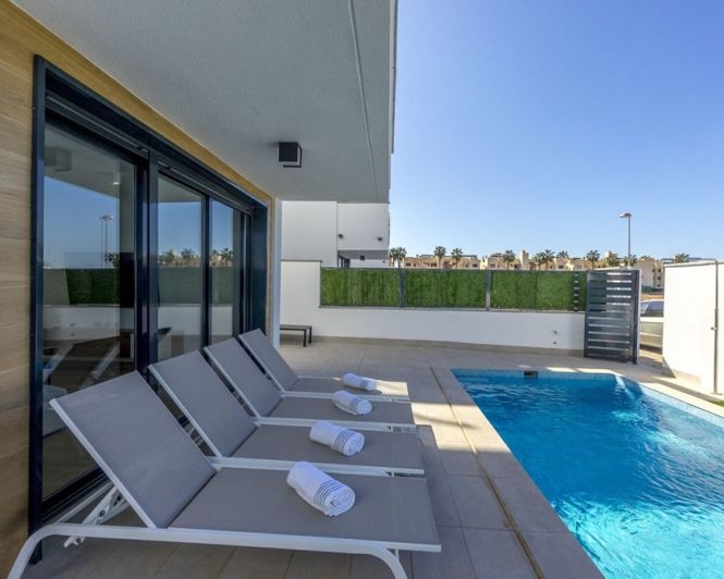 Image No.22-3 Bed Villa for sale