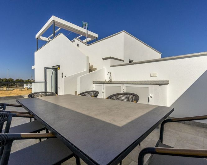 Image No.28-3 Bed Villa for sale