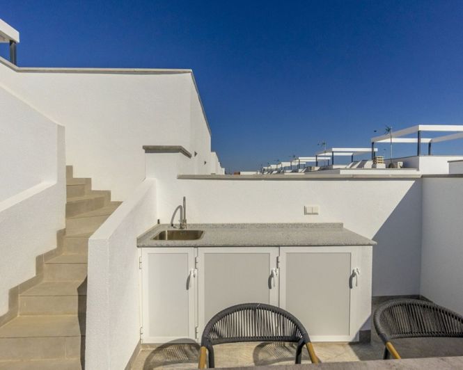 Image No.29-3 Bed Villa for sale