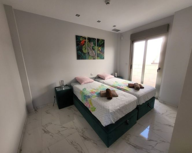 Image No.17-3 Bed Villa for sale