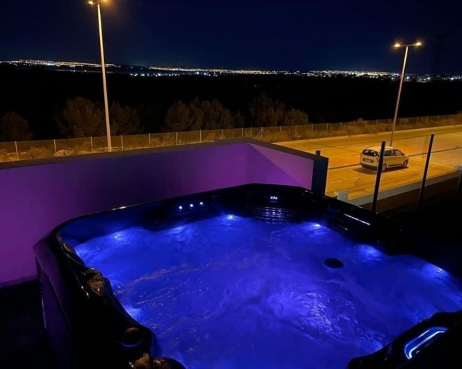 Image No.19-3 Bed Villa for sale