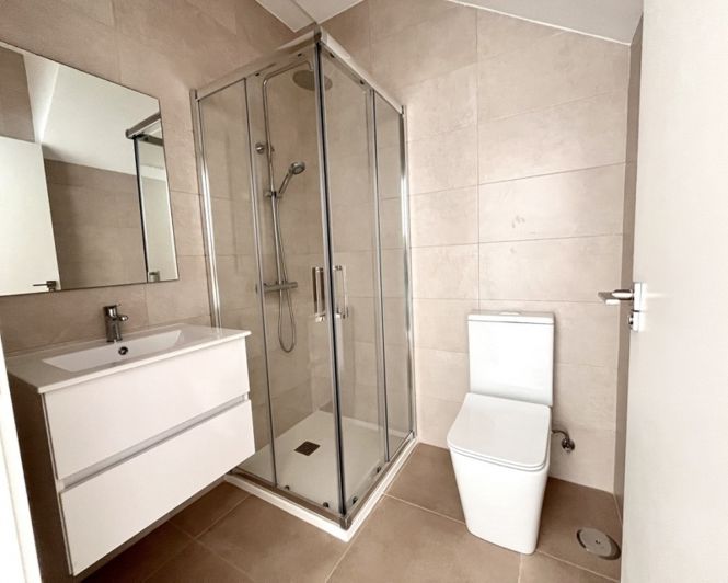 Image No.14-3 Bed Townhouse for sale