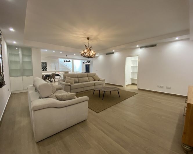 Image No.16-5 Bed Villa for sale