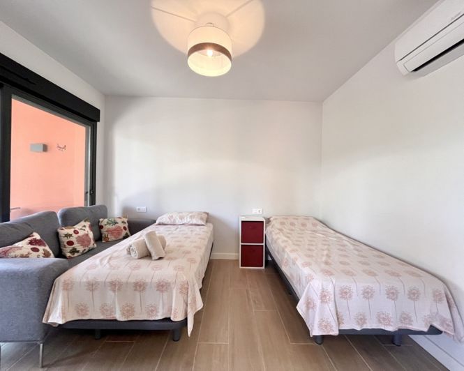 Image No.20-2 Bed Apartment for sale