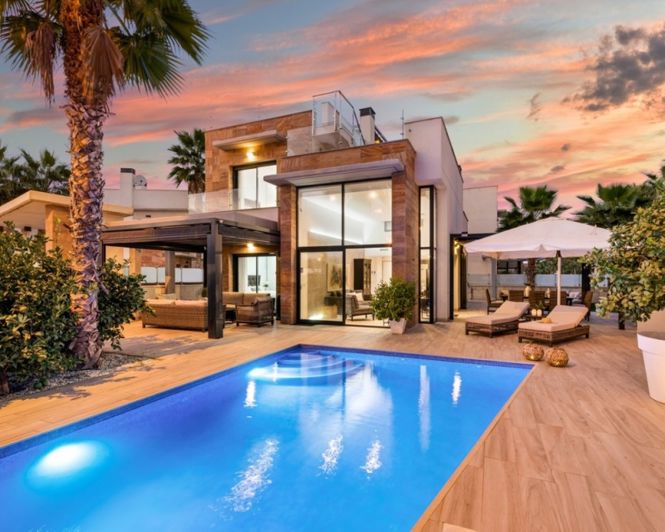 Image No.19-5 Bed Villa for sale