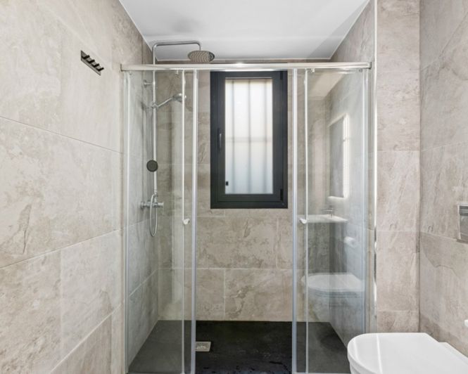 Image No.34-5 Bed Villa for sale