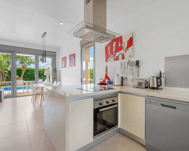 Image No.13-3 Bed Villa for sale