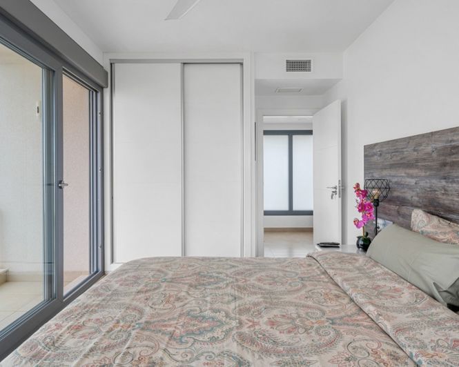 Image No.18-3 Bed Villa for sale