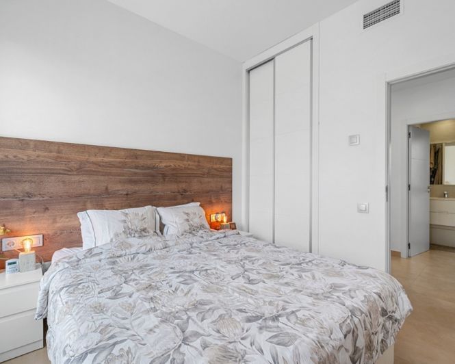 Image No.25-3 Bed Villa for sale