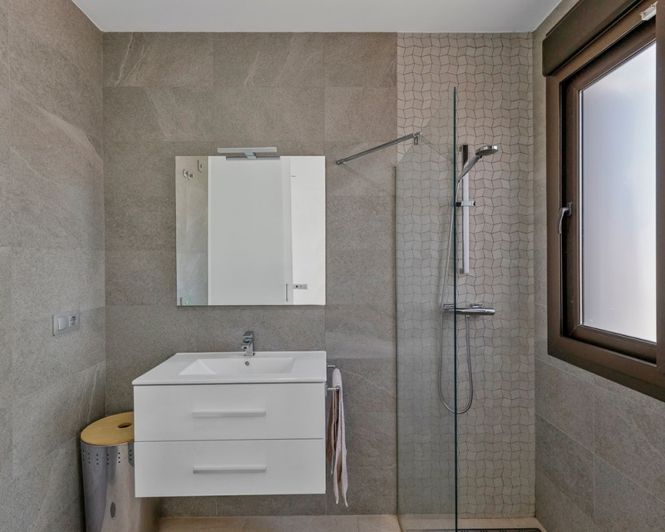 Image No.24-3 Bed Villa for sale