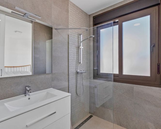 Image No.25-3 Bed Villa for sale