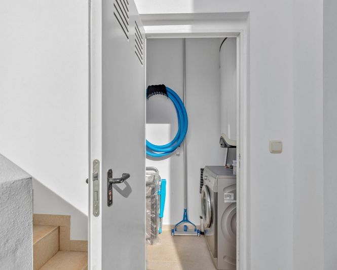 Image No.26-3 Bed Villa for sale