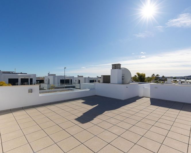 Image No.28-3 Bed Villa for sale