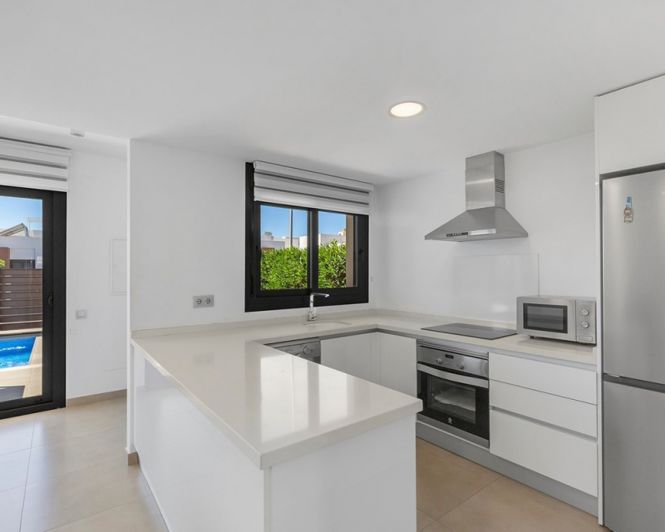 Image No.17-3 Bed Villa for sale