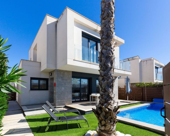 Image No.2-3 Bed Villa for sale