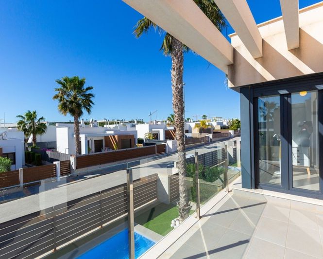 Image No.9-3 Bed Villa for sale