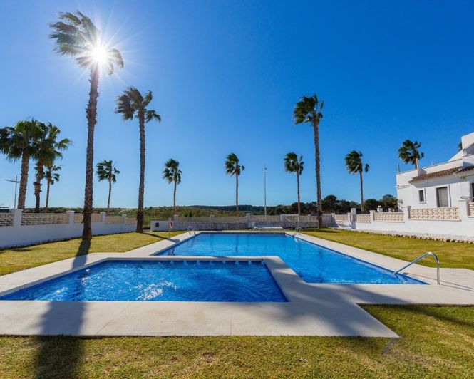 Image No.10-3 Bed Villa for sale