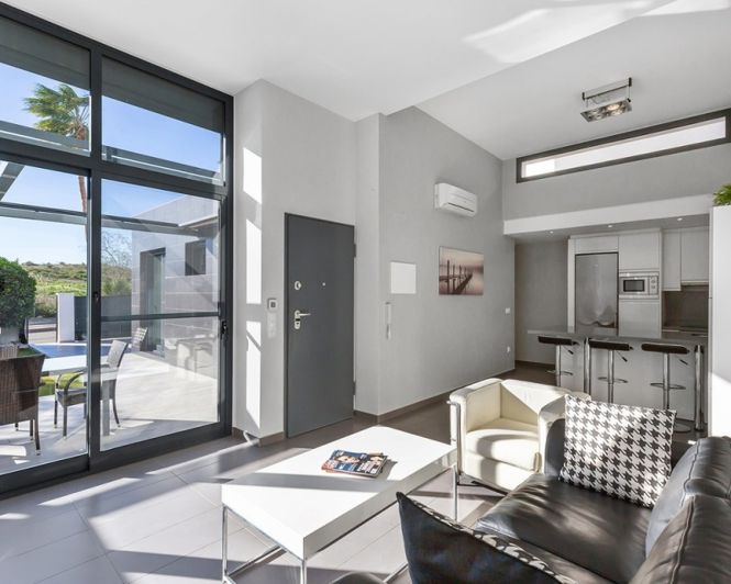 Image No.11-3 Bed Villa for sale