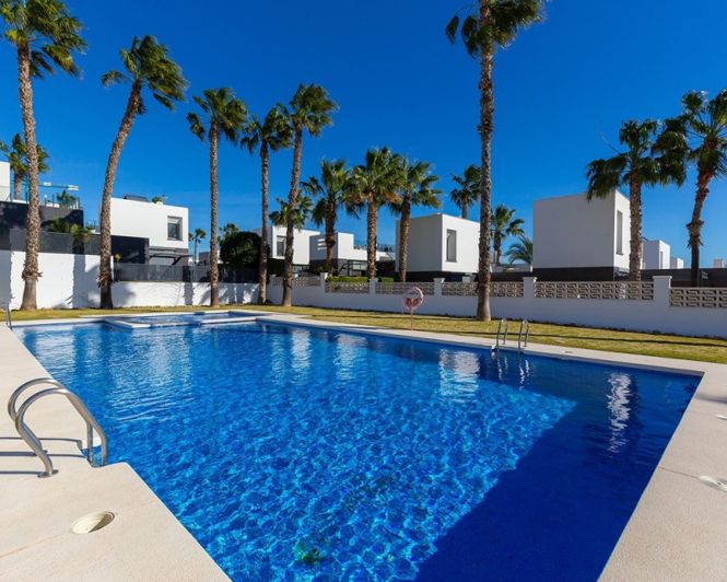 Image No.9-3 Bed Villa for sale