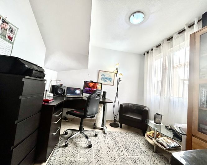 Image No.14-3 Bed Apartment for sale