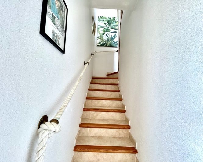 Image No.18-3 Bed Apartment for sale