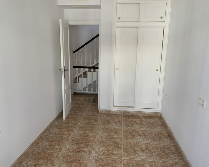 Image No.19-2 Bed Townhouse for sale