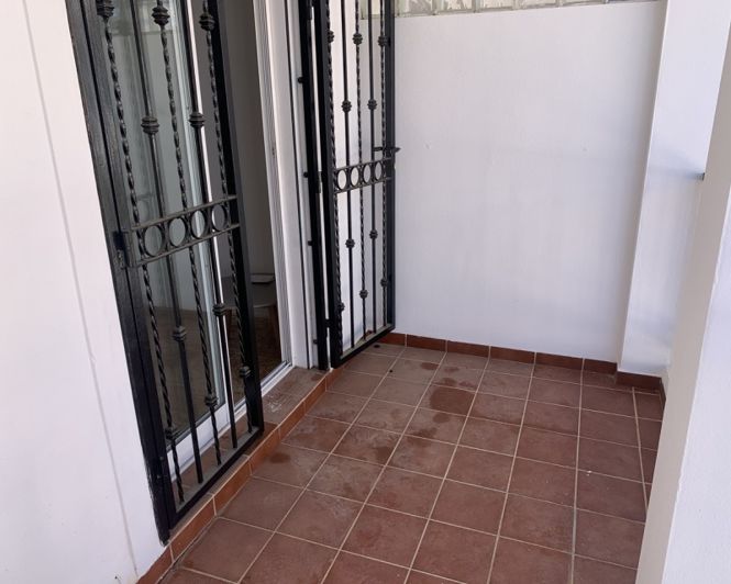 Image No.21-2 Bed Townhouse for sale