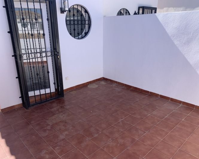 Image No.22-2 Bed Townhouse for sale