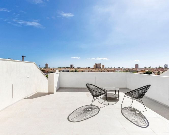 Image No.5-Villa de 2 chambres à vendre à Los Alcázares