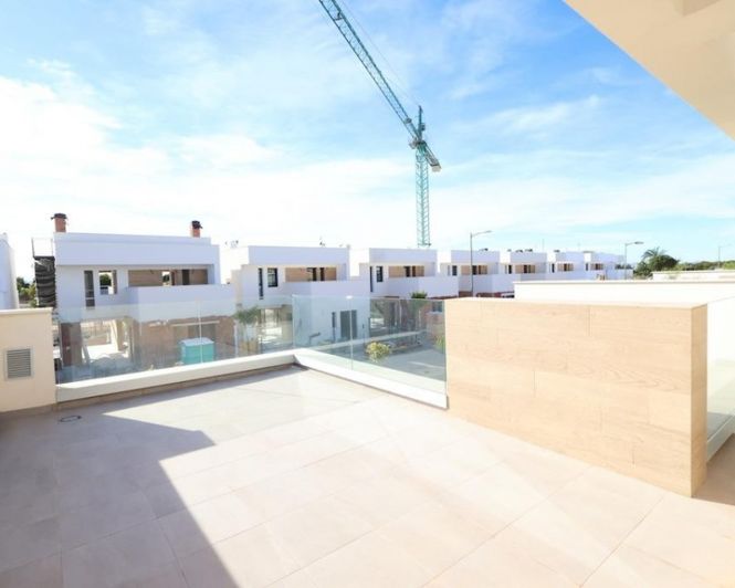 Image No.15-3 Bed Villa for sale