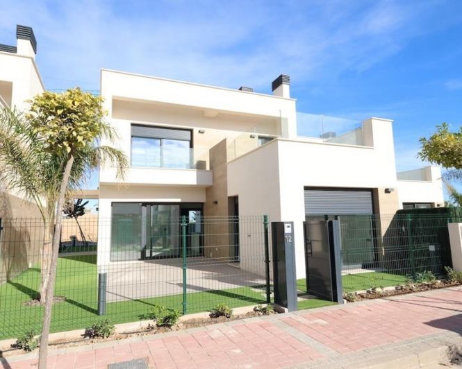 Image No.2-3 Bed Villa for sale