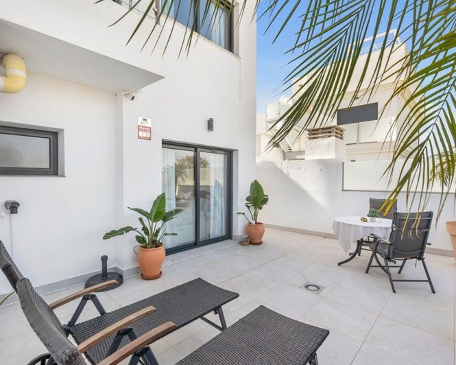 Image No.22-2 Bed Apartment for sale