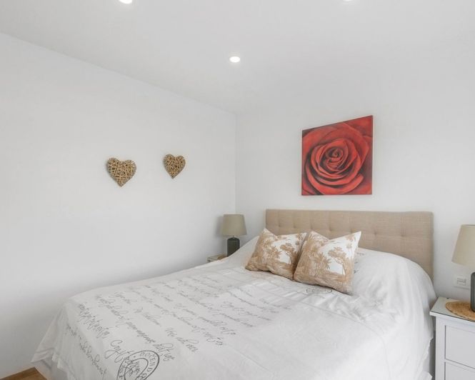 Image No.26-2 Bed Apartment for sale