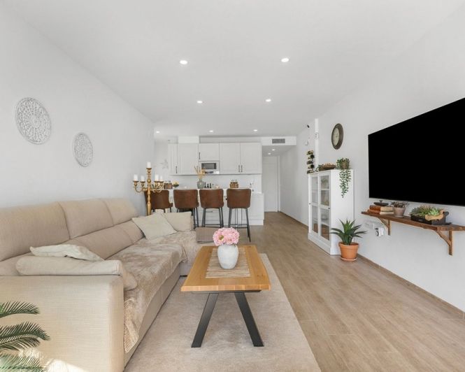 Image No.8-2 Bed Apartment for sale