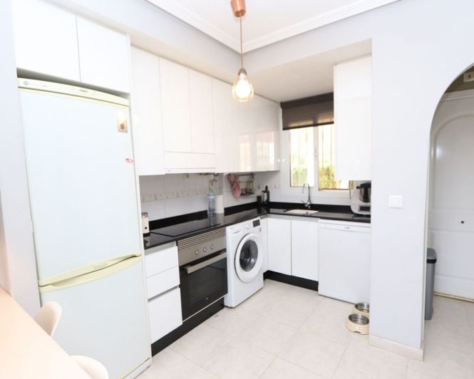 Image No.12-Appartement de 2 chambres à vendre à Los Alcázares