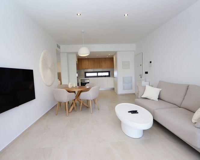 Image No.3-Appartement de 2 chambres à vendre à Los Alcázares