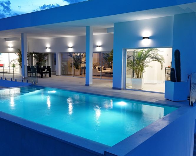 Image No.2-Villa for sale