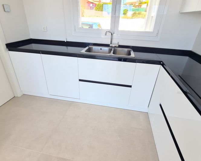 Image No.31-Villa for sale