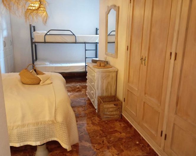 Image No.23-2 Bed Apartment for sale