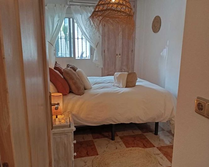 Image No.36-2 Bed Apartment for sale