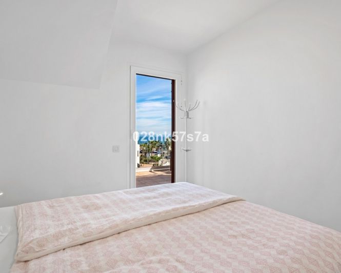 Image No.16-2 Bed Apartment for sale