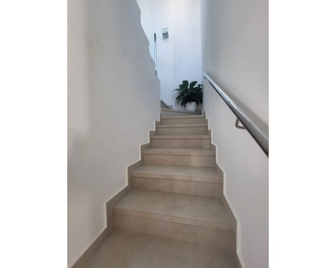 Image No.16-2 Bed Townhouse for sale