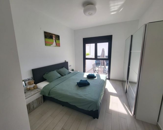 Image No.21-2 Bed Townhouse for sale