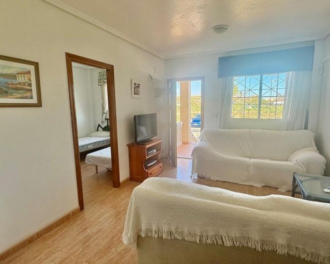 Image No.5-Appartement de 2 chambres à vendre à Playa Flamenca