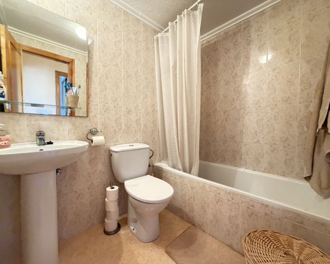 Image No.14-2 Bed Apartment for sale