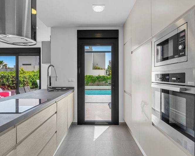 Image No.11-2 Bed Villa for sale