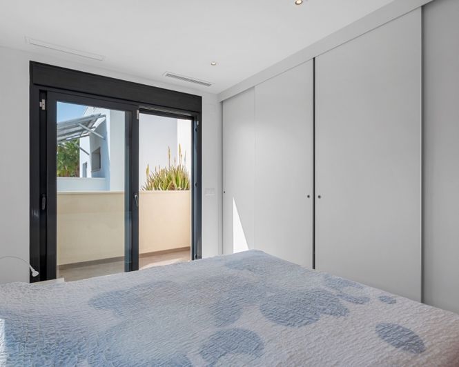 Image No.19-2 Bed Villa for sale