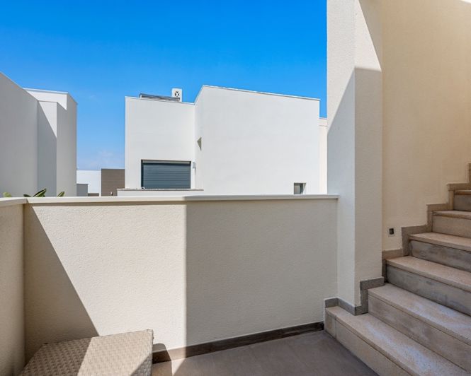 Image No.25-2 Bed Villa for sale