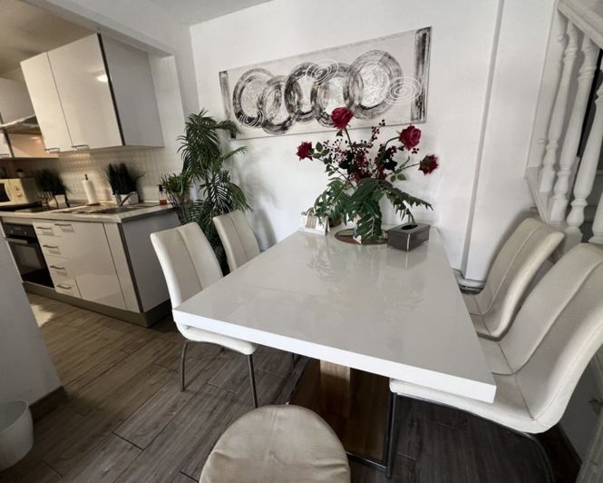 Image No.44-4 Bed Villa for sale