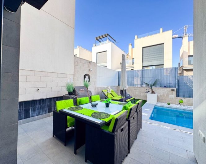 Image No.11-3 Bed Villa for sale